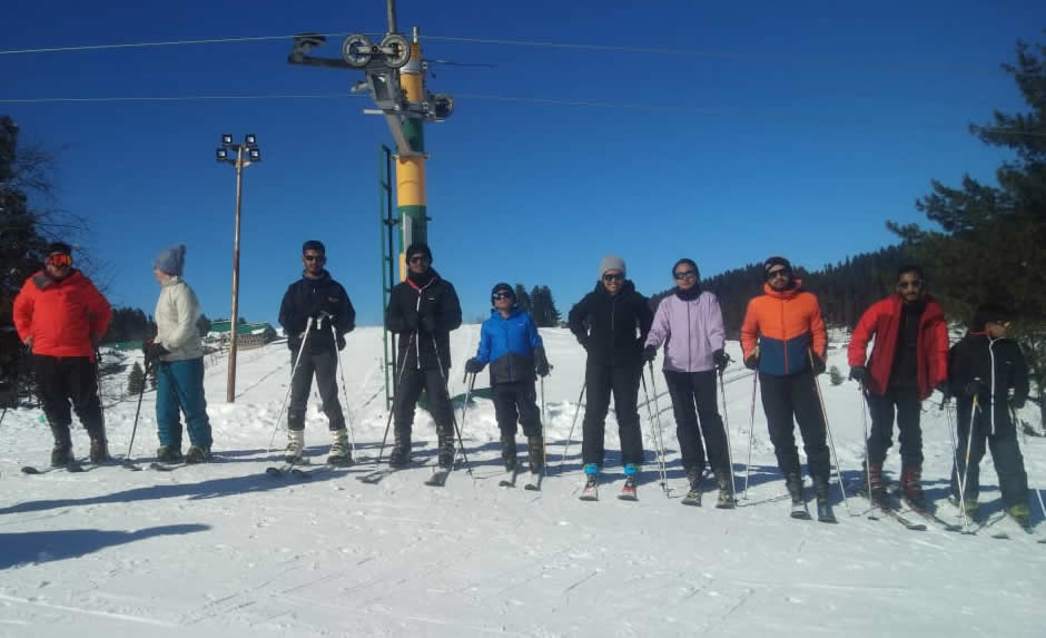 skiing course in gulmarg